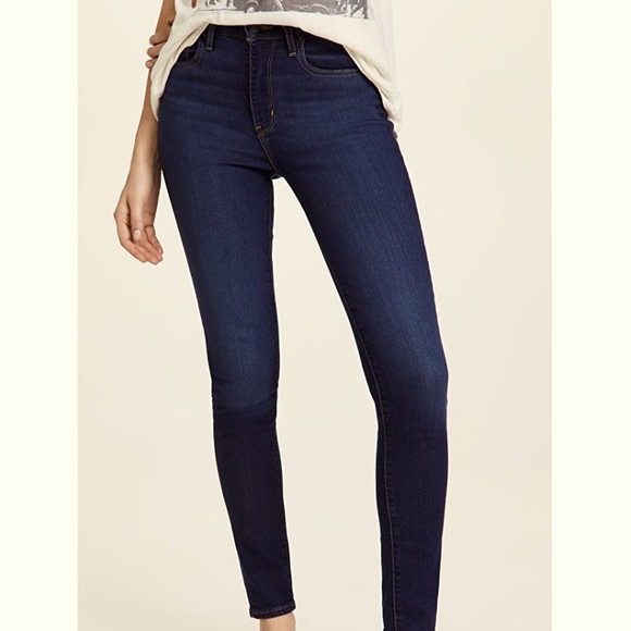Levi's
721 Sculpt Hypersoft High Rise Skinny Jeans